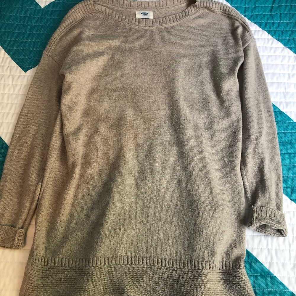 Old navy sweater